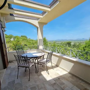 - House With Panoramic View Immersed In Full Nature Hébergement de vacances